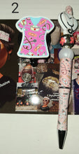 Load image into Gallery viewer, Custom Nurse Focal Pens &amp; Badgereels-Pink Set
