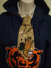 Load image into Gallery viewer, MfabDesigns Xclusive "Clock that" Fashion Tie Black
